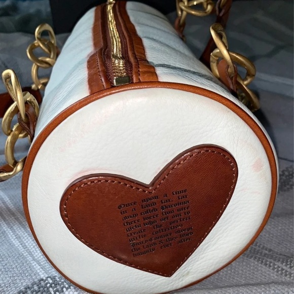 SOLD Juicy Couture Barrel Bag and Chain Belt Bundle - Picture 8 of 12